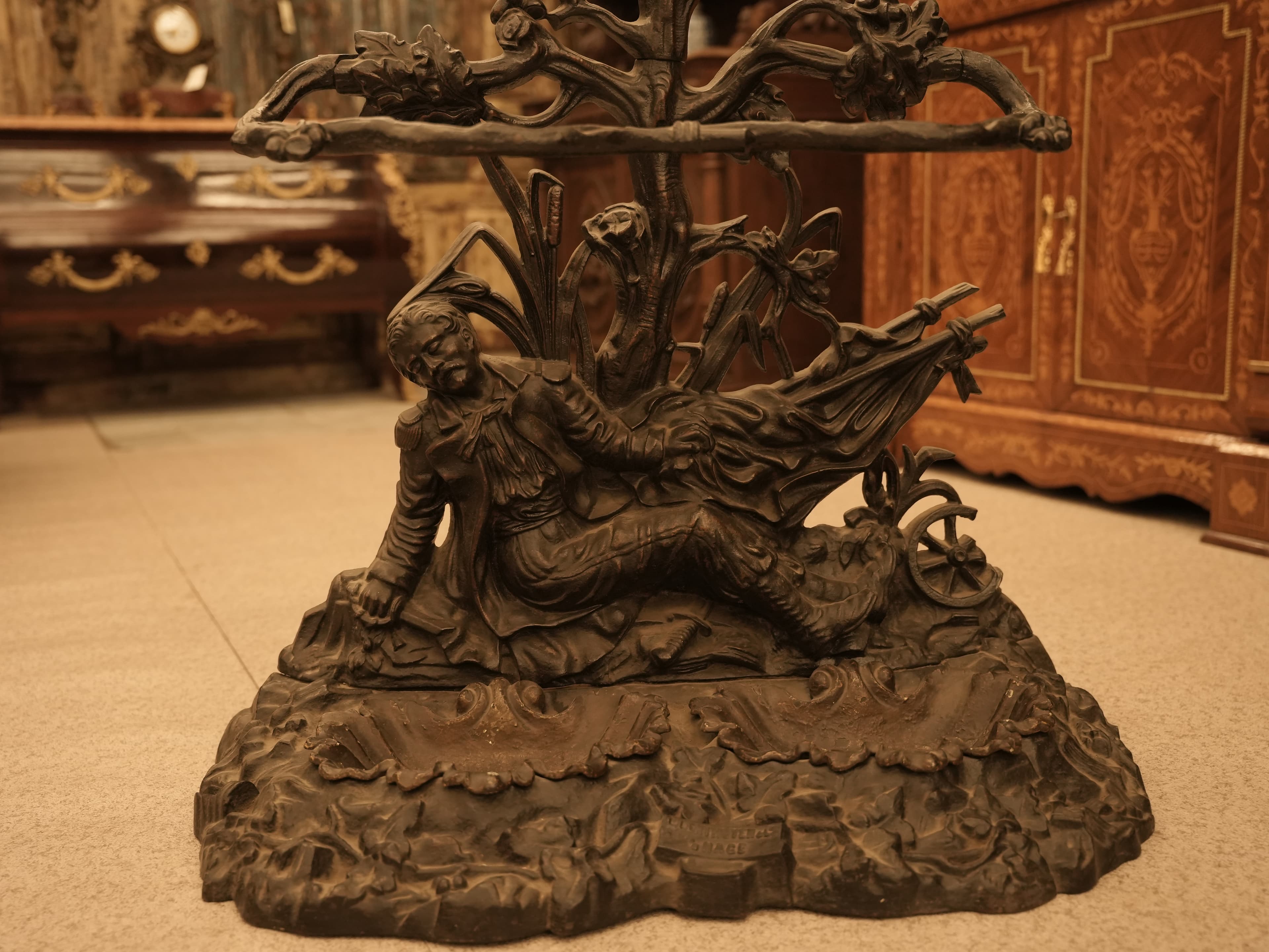 Antique interior gallery showcase