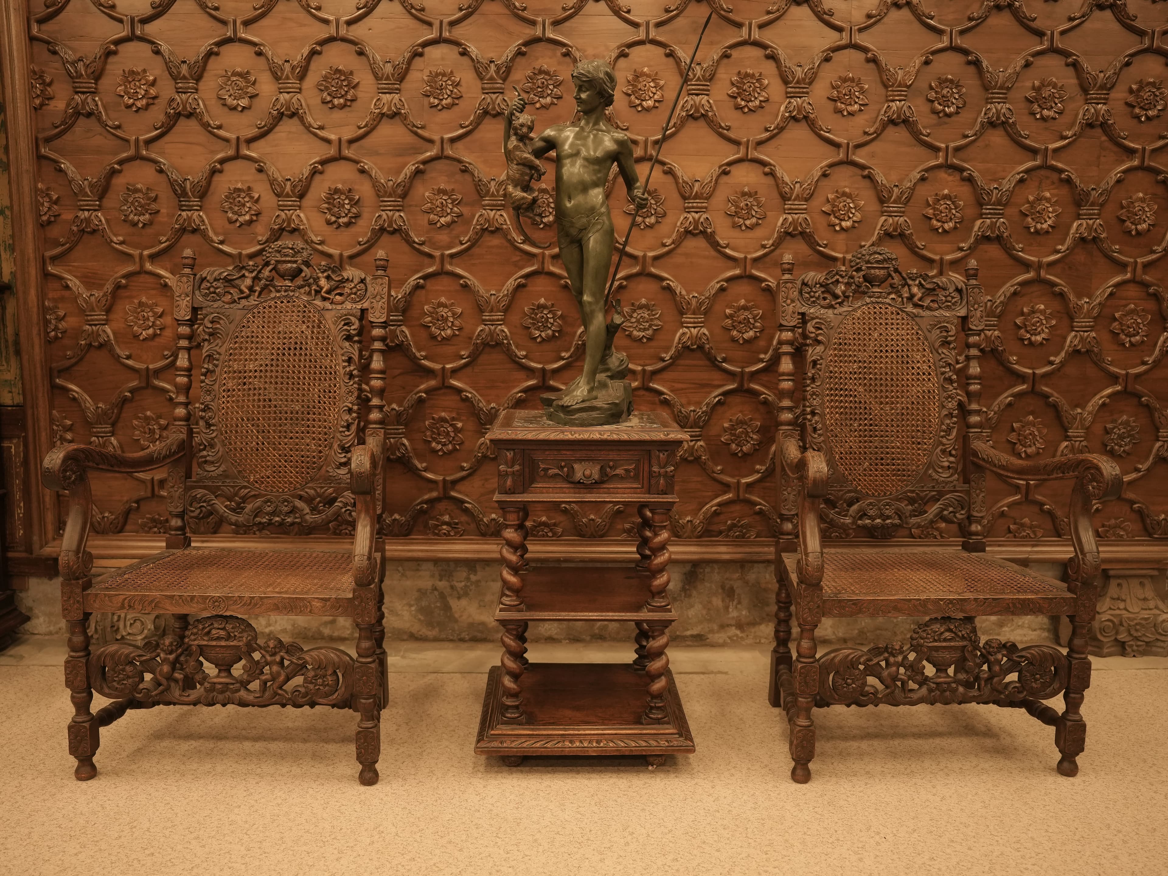 Antique interior gallery showcase